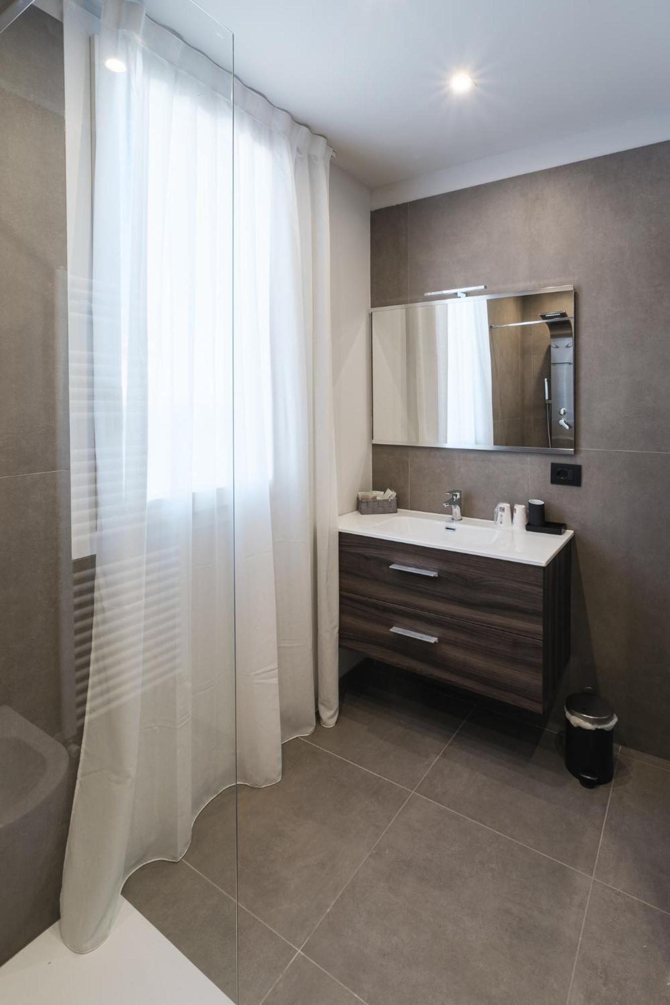 Residence Goldoni6 Suite Apartment ริมินี ภายนอก รูปภาพ