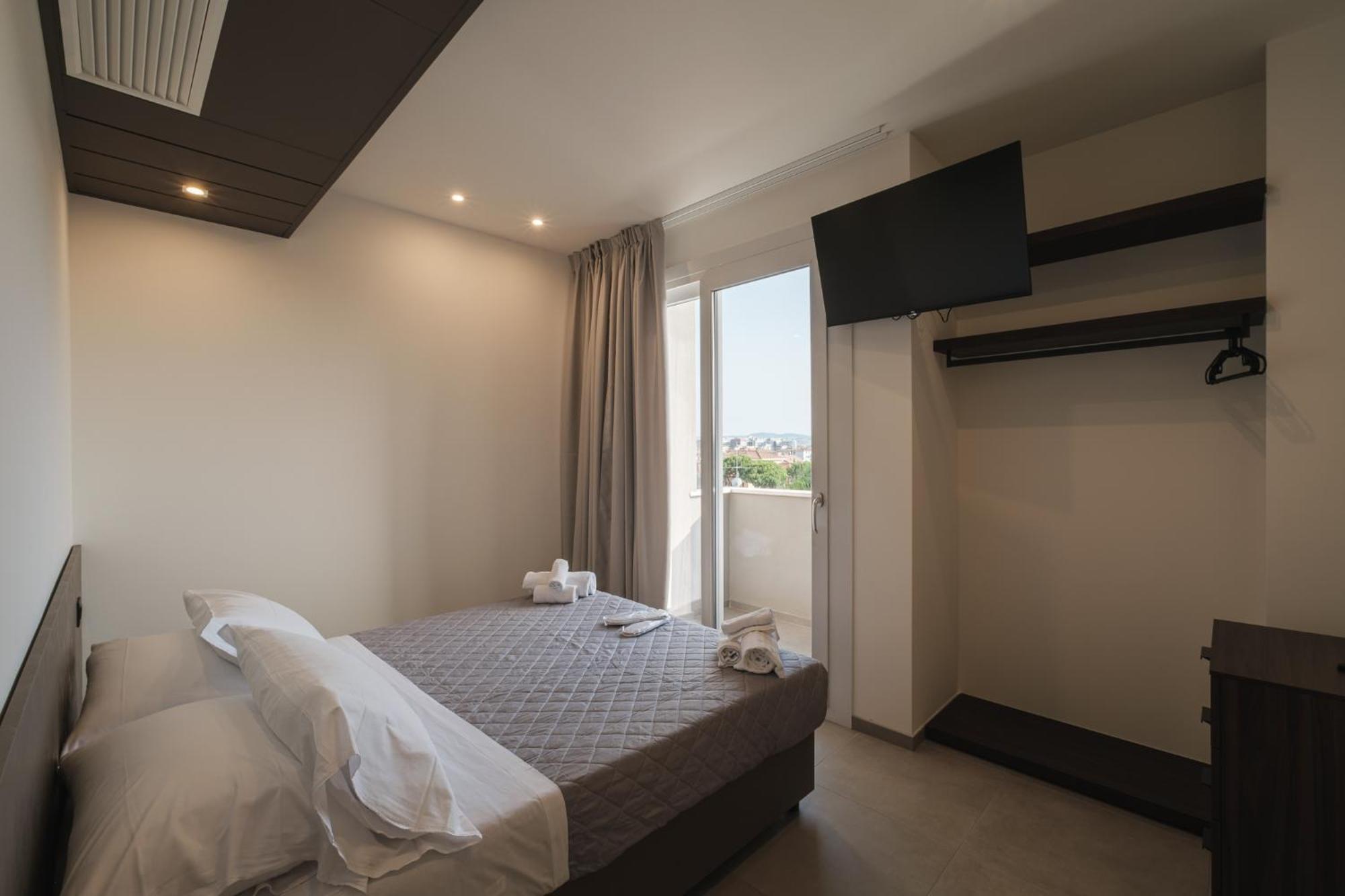 Residence Goldoni6 Suite Apartment ริมินี ภายนอก รูปภาพ