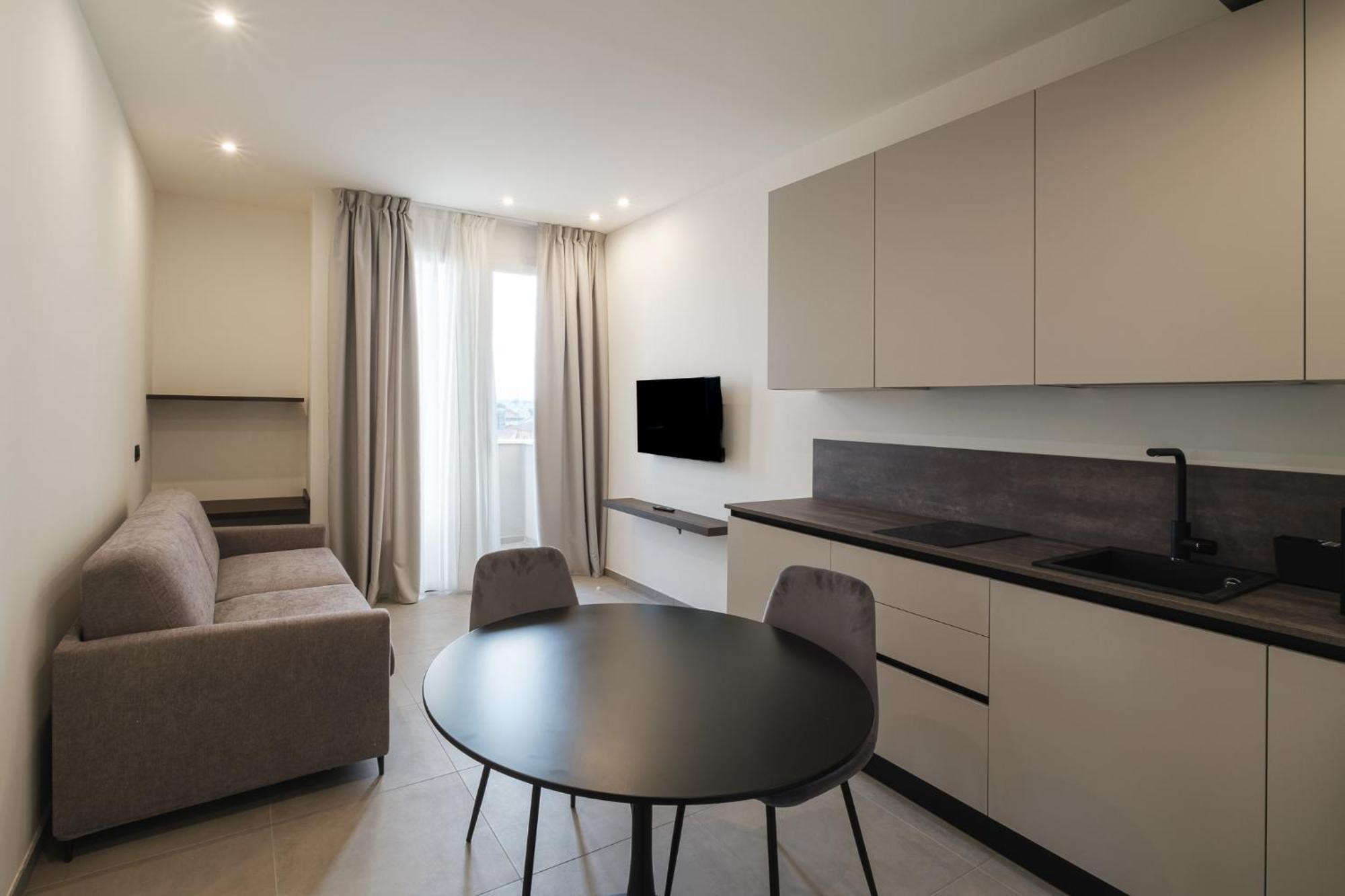 Residence Goldoni6 Suite Apartment ริมินี ภายนอก รูปภาพ