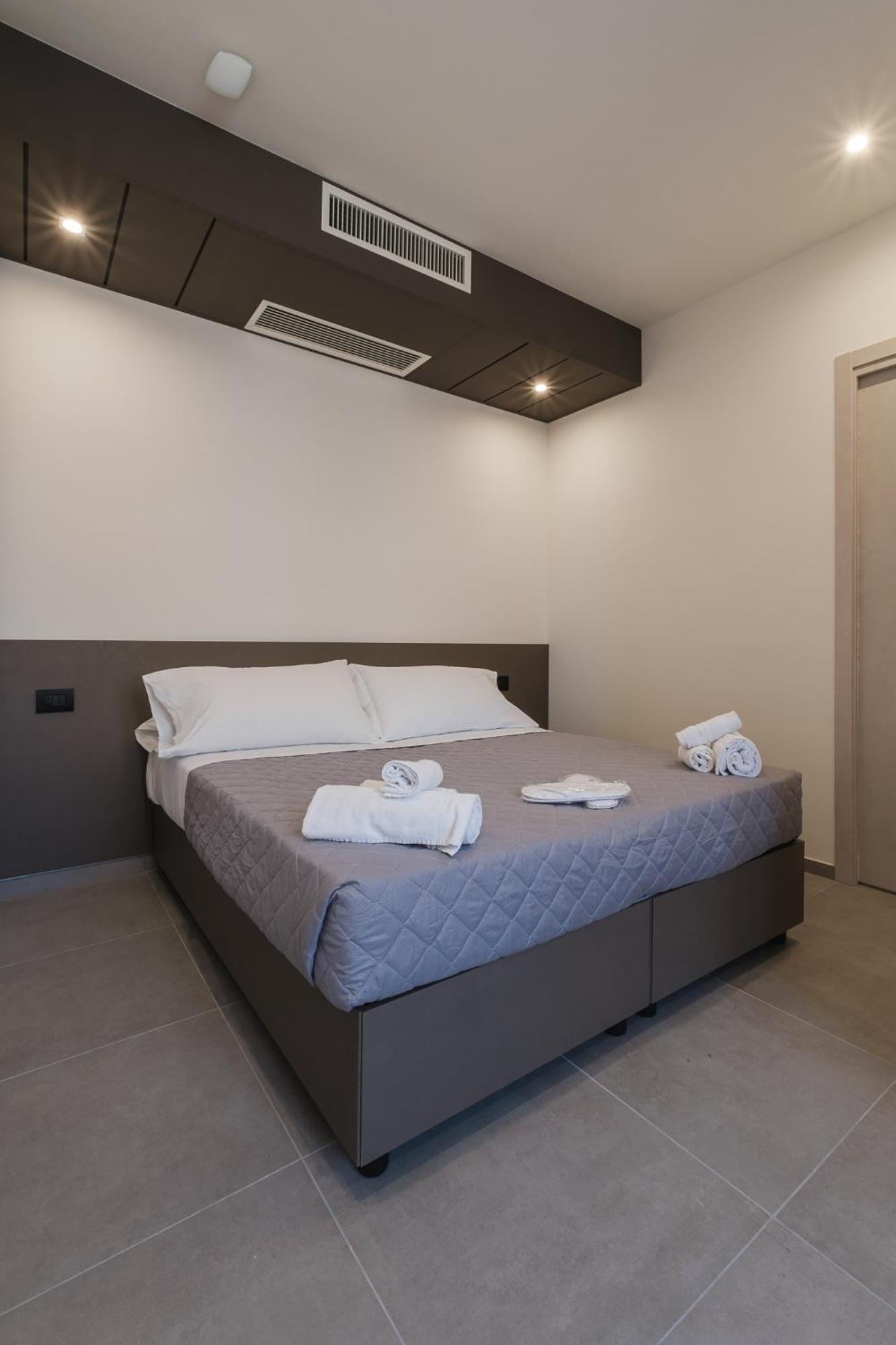 Residence Goldoni6 Suite Apartment ริมินี ภายนอก รูปภาพ