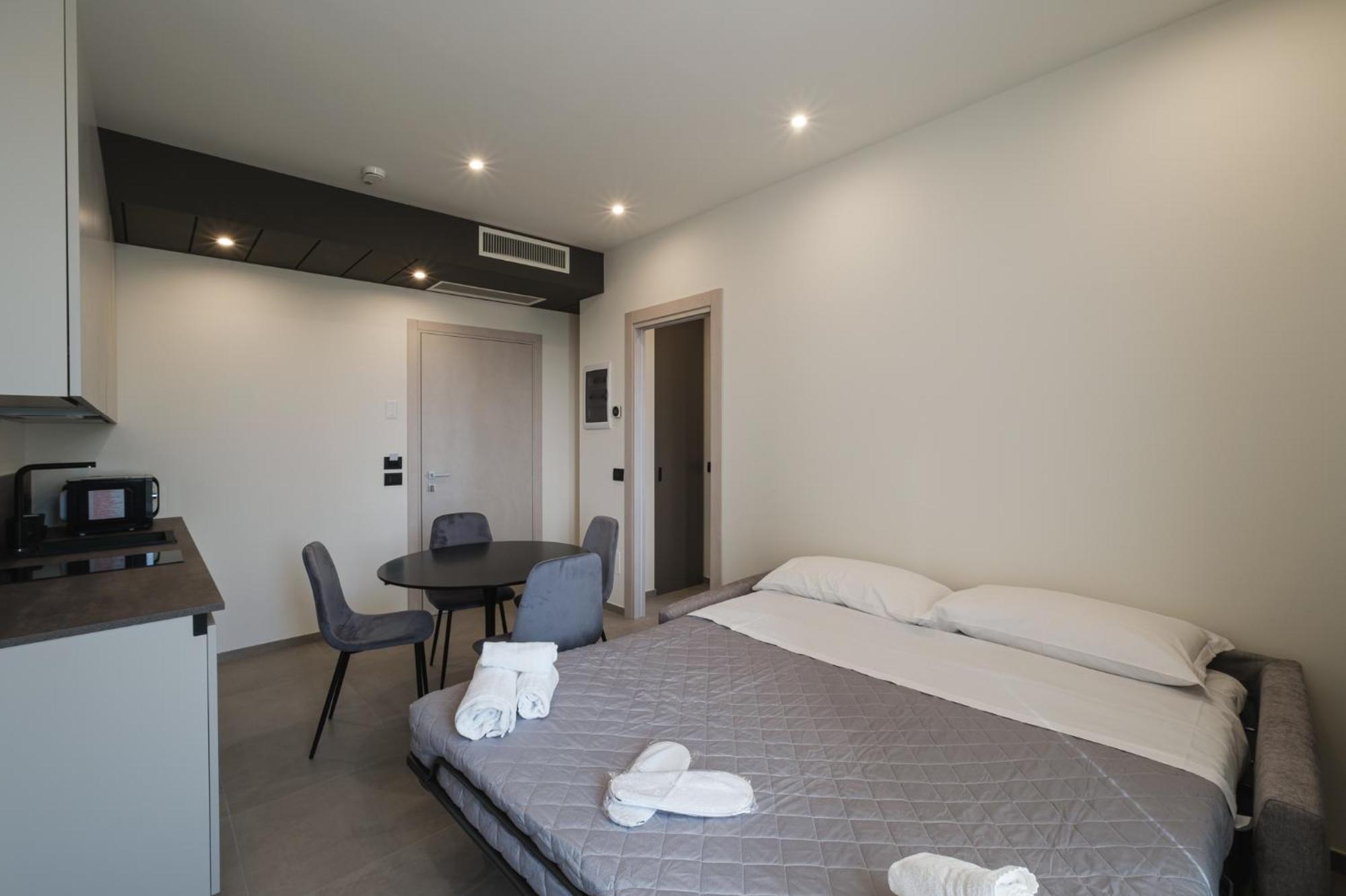 Residence Goldoni6 Suite Apartment ริมินี ภายนอก รูปภาพ