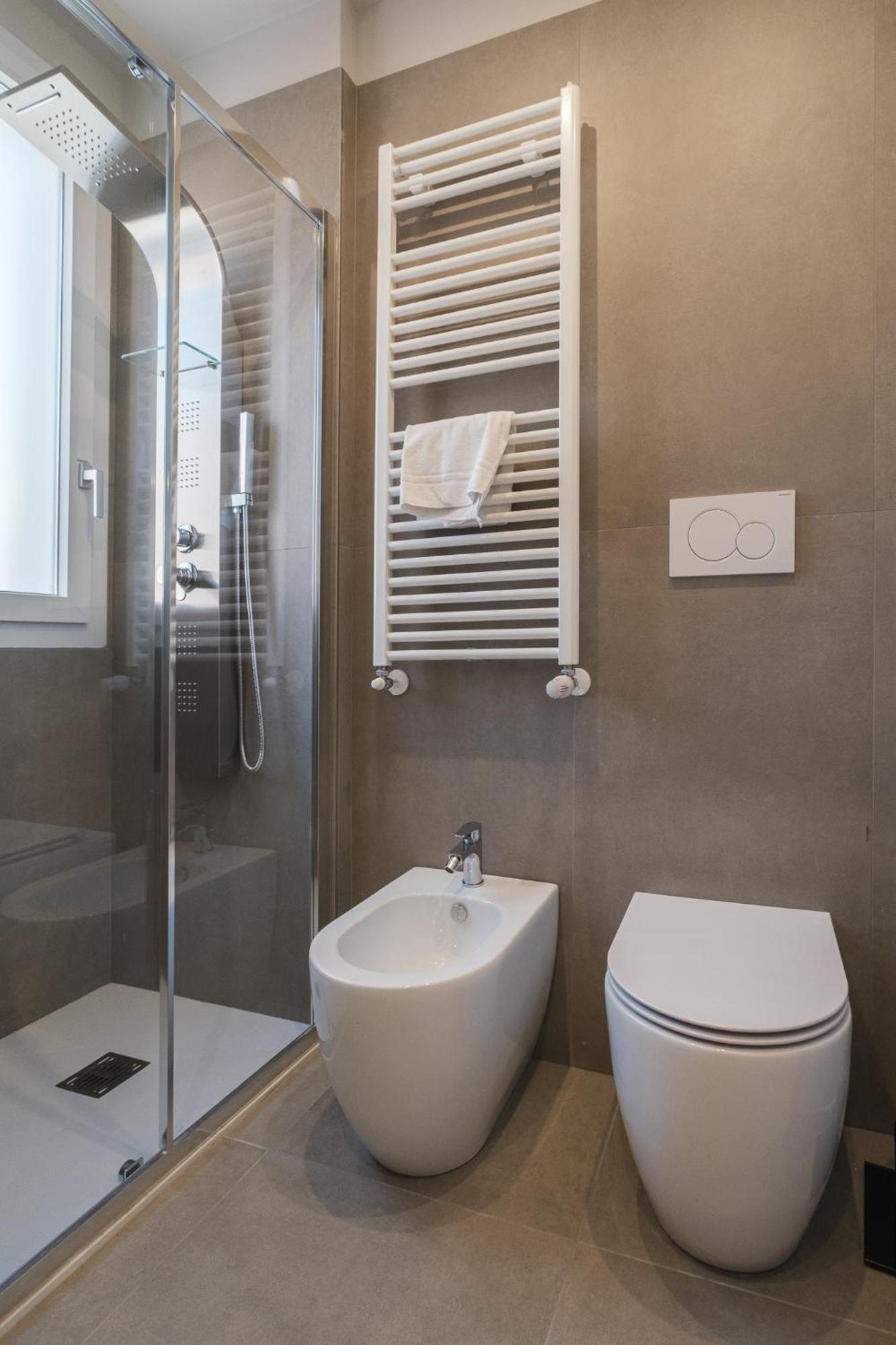 Residence Goldoni6 Suite Apartment ริมินี ภายนอก รูปภาพ