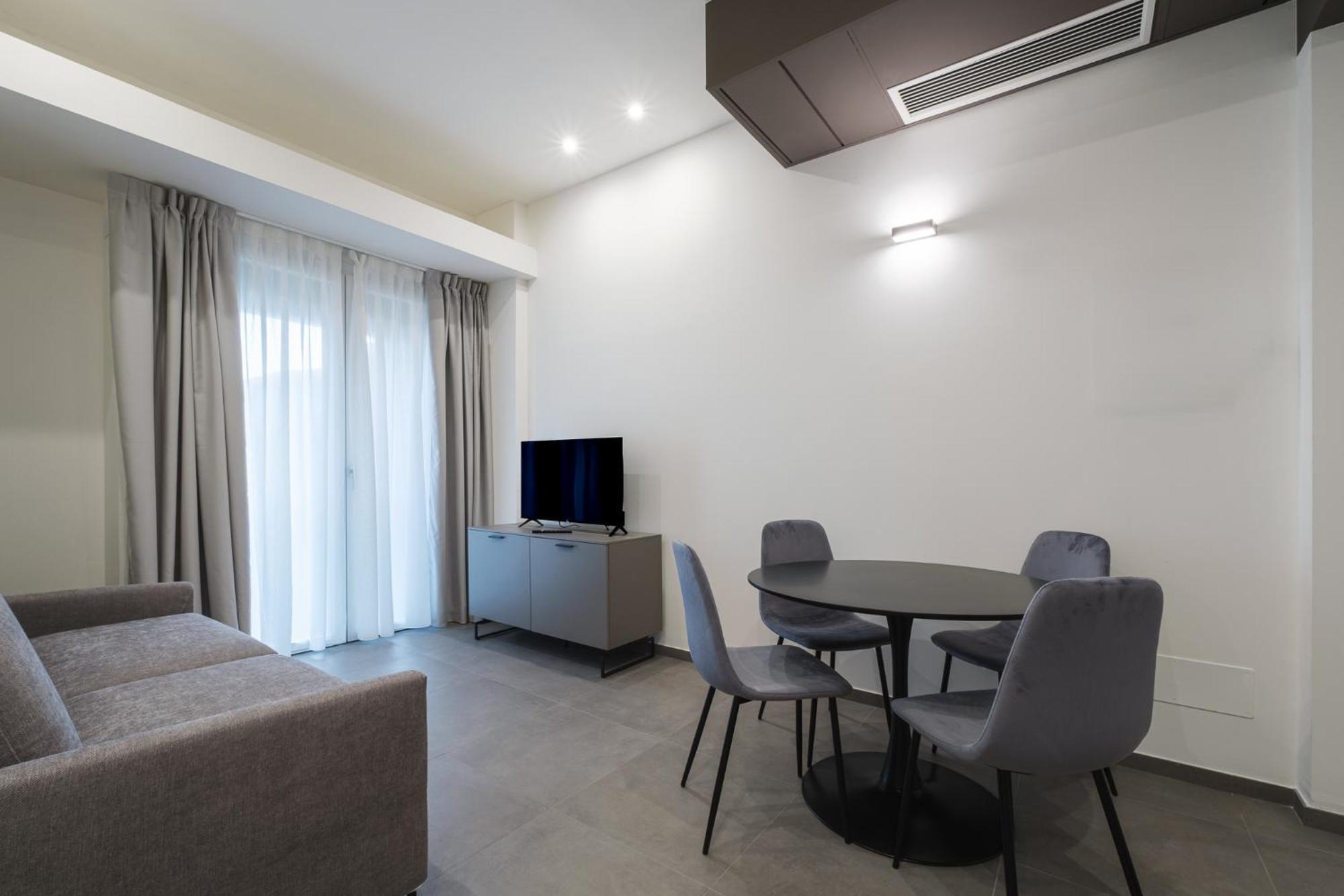 Residence Goldoni6 Suite Apartment ริมินี ภายนอก รูปภาพ